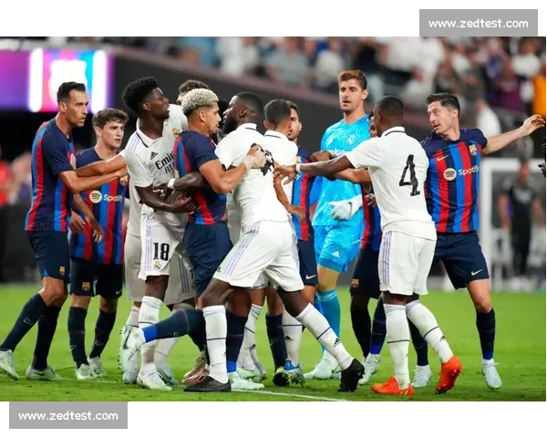 国家德比冲突全记录：亚马尔叫阵引众怒，维尼修斯怒冲对峙